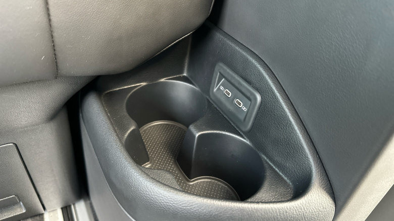 Volkswagen Caravelle 2.0 TDI Executive 199 5dr DSG Diesel Estate